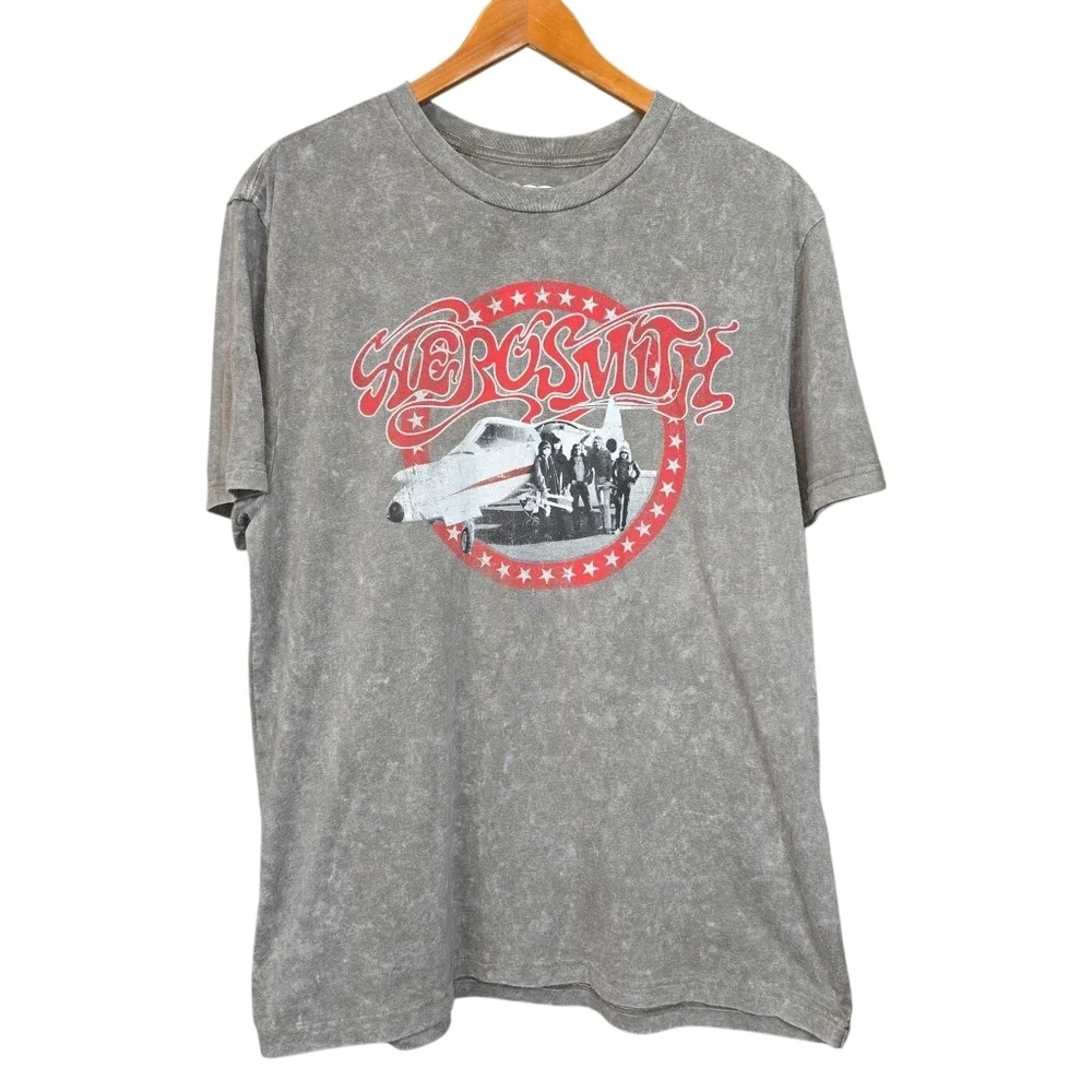 Aerosmith Graphic Band Tee Gray Distressed Vintage Style Men’s Size Large